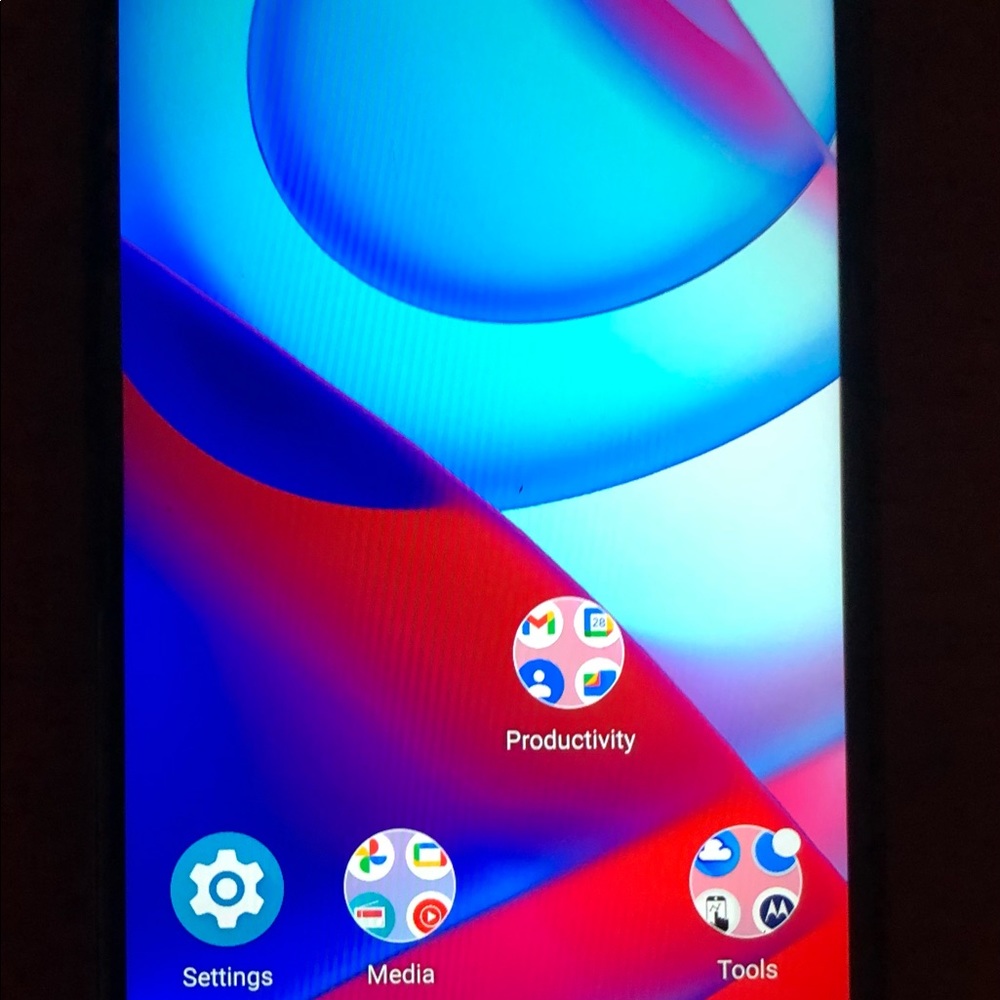 Motorola g Pure Cell Phone